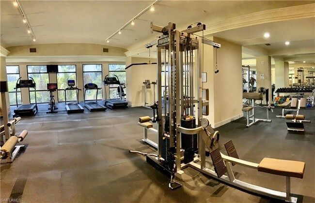 Building Photo - 14380 Riva Del Lago Dr