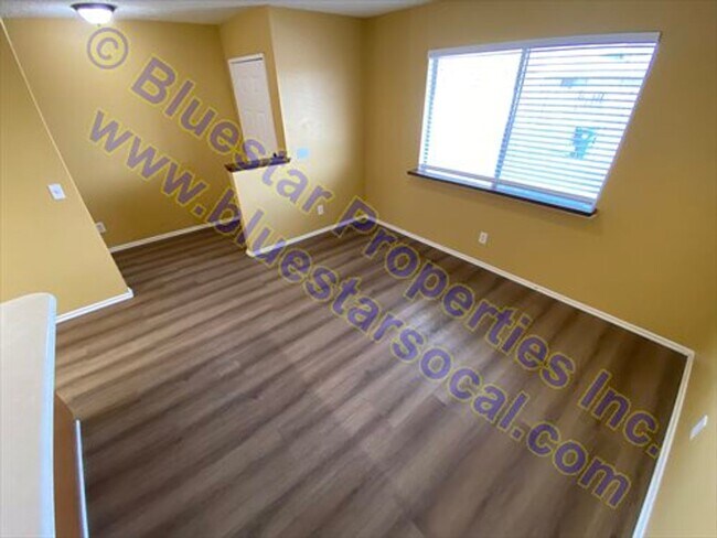 Building Photo - 21354Pow