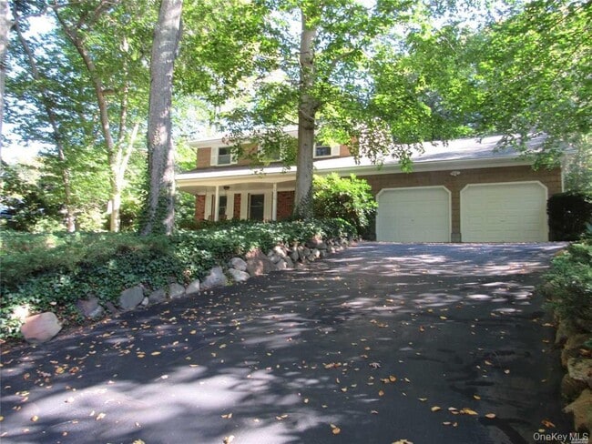 Building Photo - 2622 Roanoke Ave