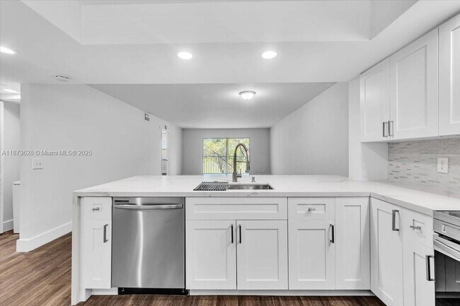 Building Photo - 1201 SW 128th Terrace