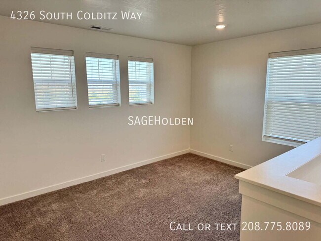 Building Photo - 4326 S Colditz Wy