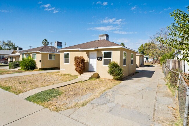 Primary Photo - 322 Woodrow Ave