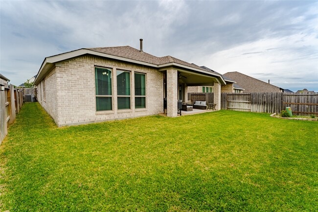 Building Photo - 20430 Avelignese Wy