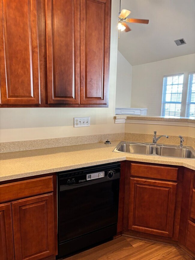 Building Photo - 3 bedroom 2.5 bath in Covington at Providence