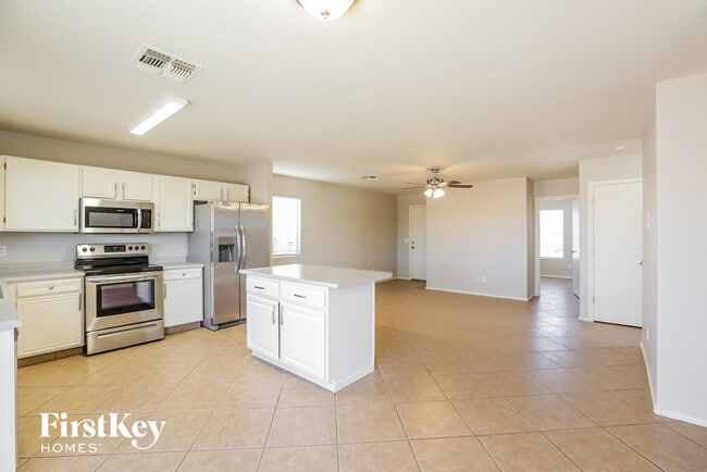 Building Photo - 21286 Duncan Dr