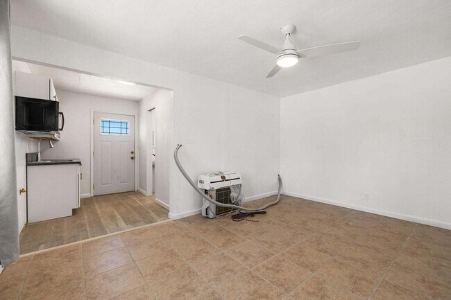 Building Photo - 44500 San Carlos Ave