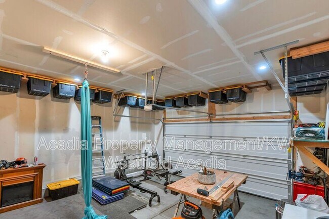 Building Photo - Mcd-1460 E Lowe Peak Dr