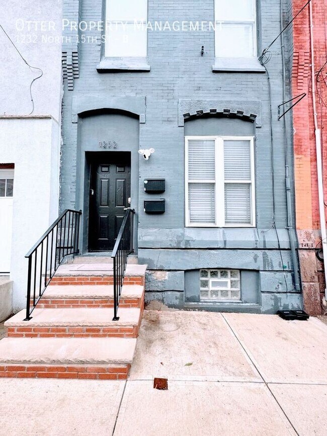 Building Photo - 1232 N 15th St