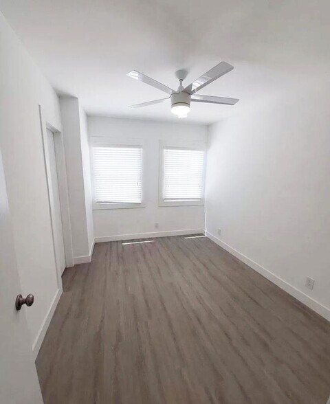 Building Photo - 1836 10th St