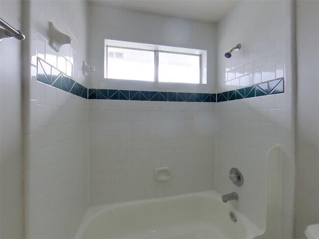 Building Photo - 7302 Emerald Glen Dr