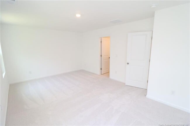 Building Photo - 3128 Gypsum Dr