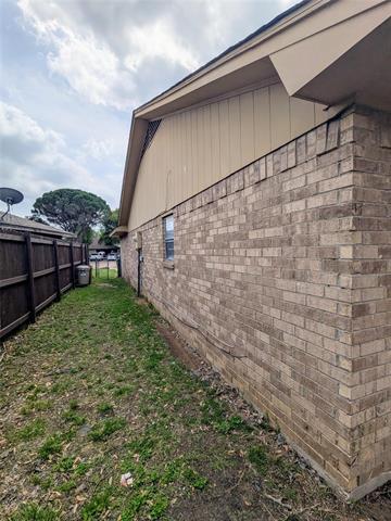 Building Photo - 12419 Sparrow Ct