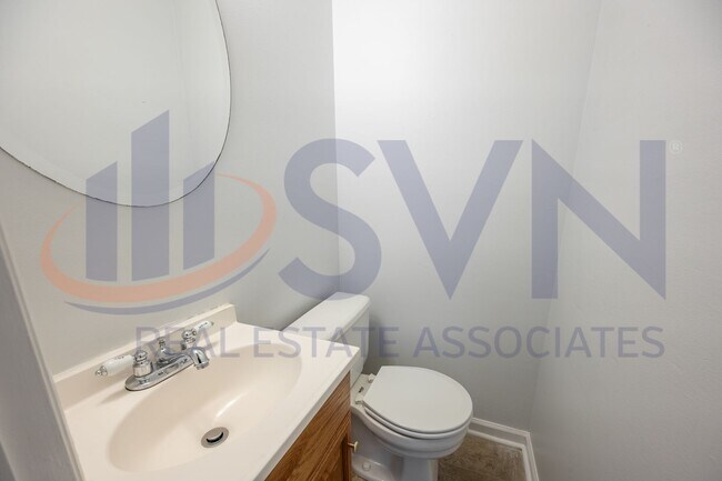 Building Photo - 407 S Merritt Mill Rd