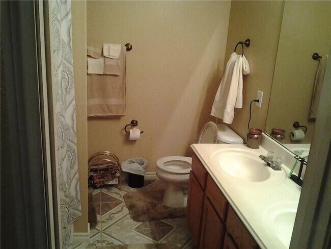 Building Photo - 2825 Mesa Valley Dr