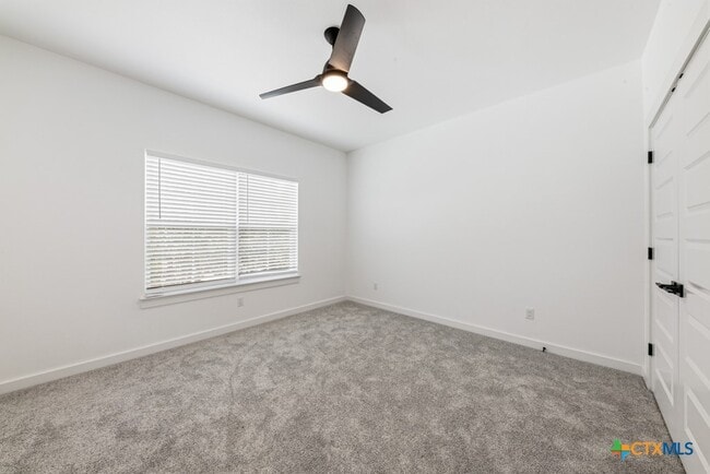 Building Photo - 158 S Academy Ave