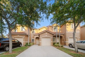 Building Photo - Cutler Bay Townhouse