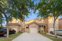 Building Photo - Cutler Bay Townhouse