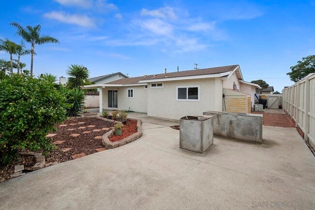 Building Photo - 4148 Cole Way