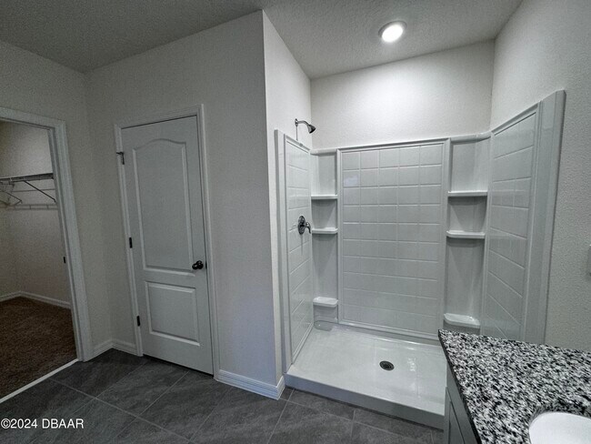Building Photo - 2790 Fermoy Dr