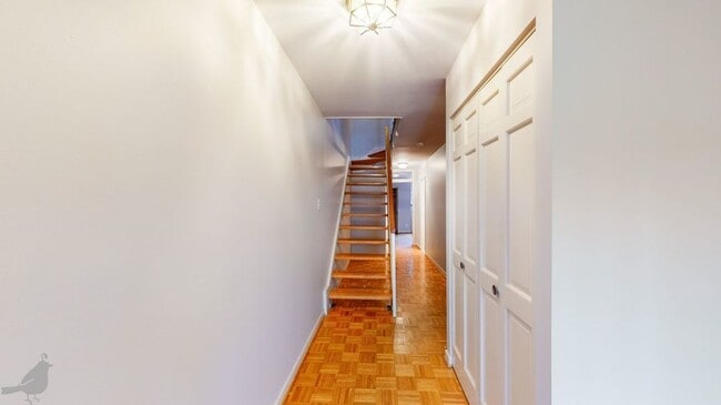 Building Photo - 226 M St SW
