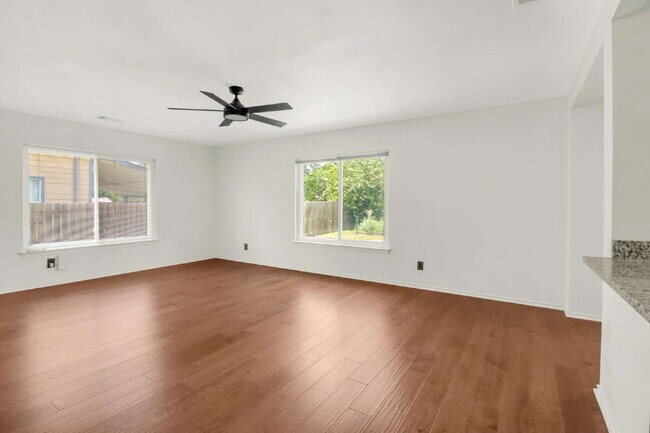 Building Photo - "Discover Your Dream Home: Spacious 3-Bedroom Oasis with Granite Elegance in San Antonio!"