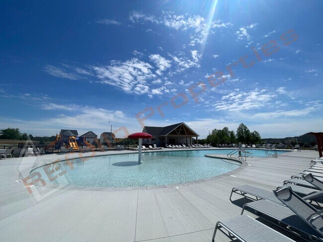 Building Photo - Beautiful 4 Bedroom 3 Bath with 1st FL Guest Suite and High-Speed Internet Home in Edge of Auburn...