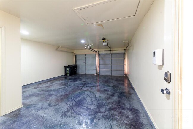 Building Photo - 22538 Market Square Ln