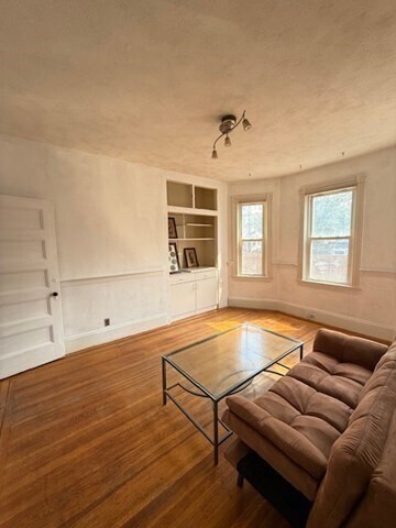 Building Photo - 58 Aspinwall Ave