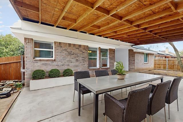 Building Photo - 729 Ridgehill Dr