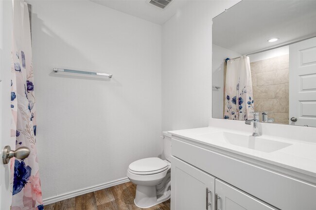 Building Photo - 2815 Magnolia Blossom Ln
