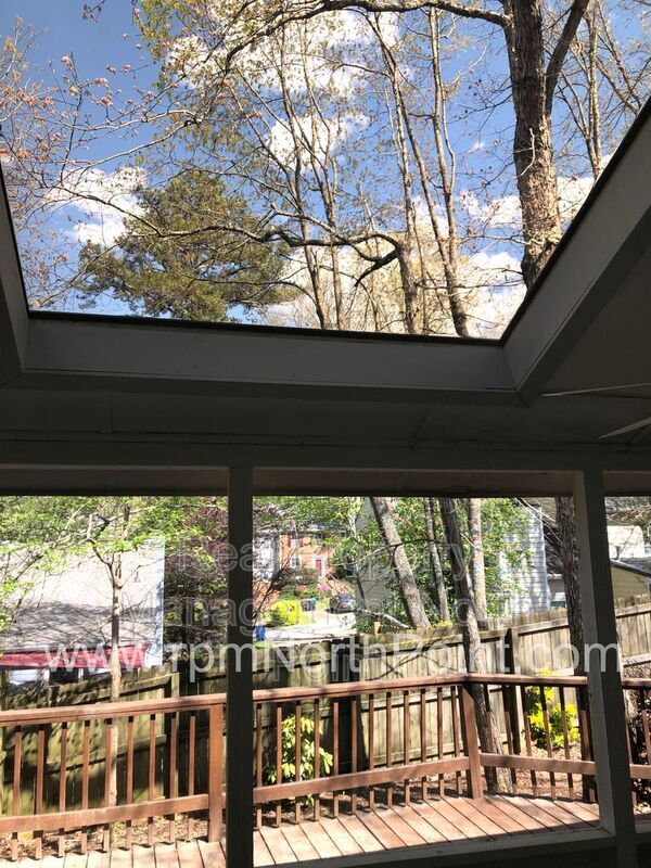 Building Photo - 676 Anderson Walk