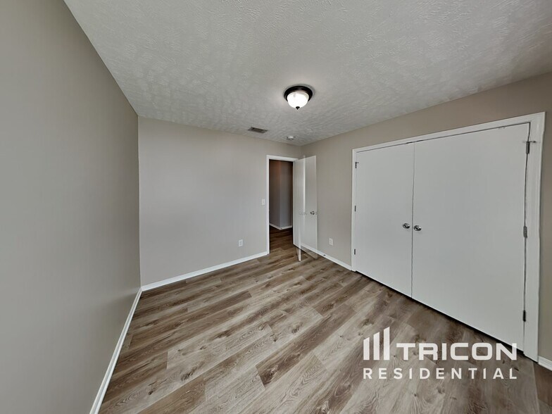 Building Photo - 1302 Kaiser Dr