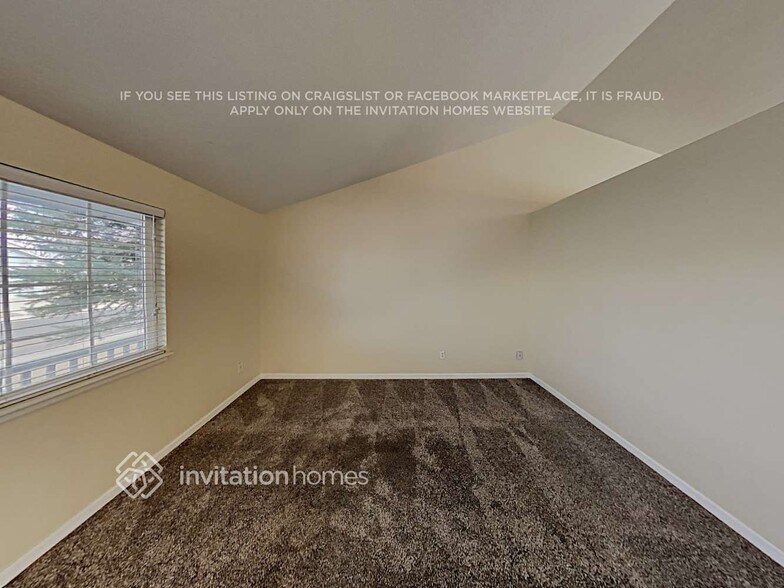 Building Photo - 4654 E 135th Ave