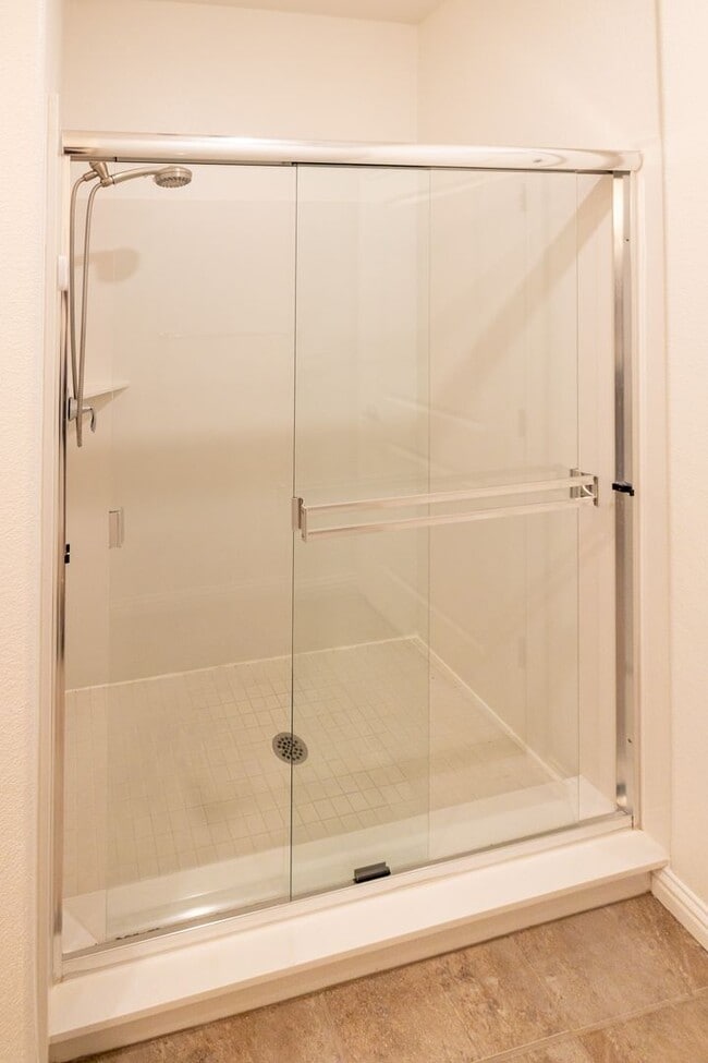 Building Photo - Modern 3-Story Townhome with 3 Bedrooms & 3 Baths – Prime North San Jose Location