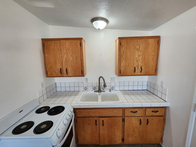 Kitchen #2 - 7444 Borrego Trl