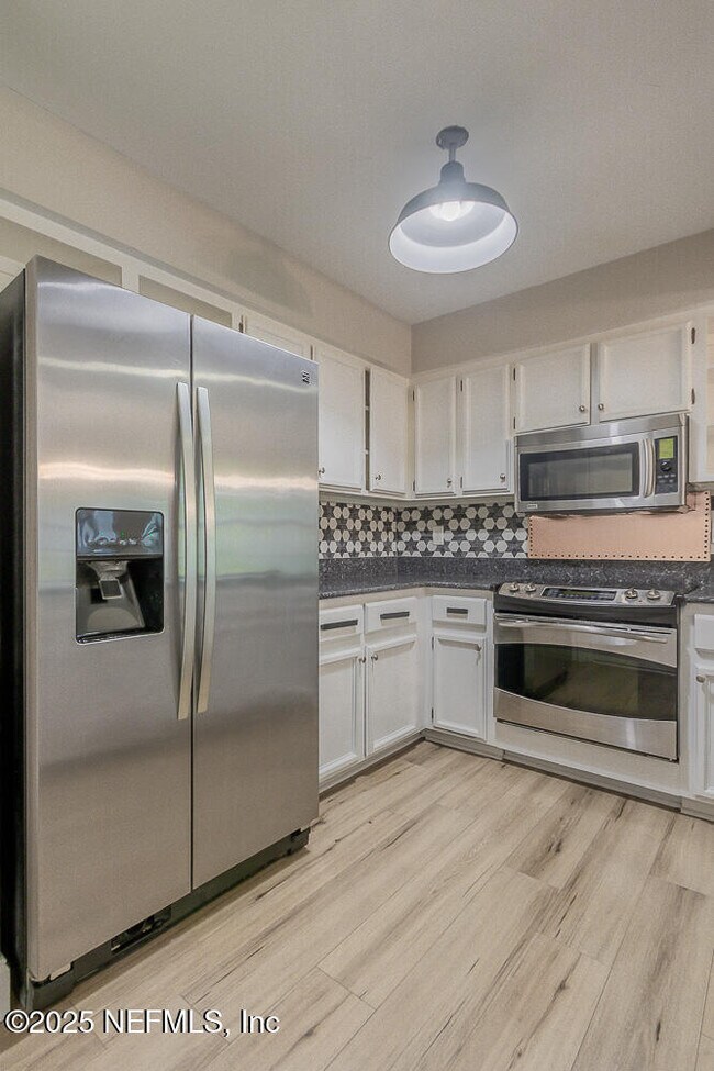 Building Photo - 2168 Minorcan St