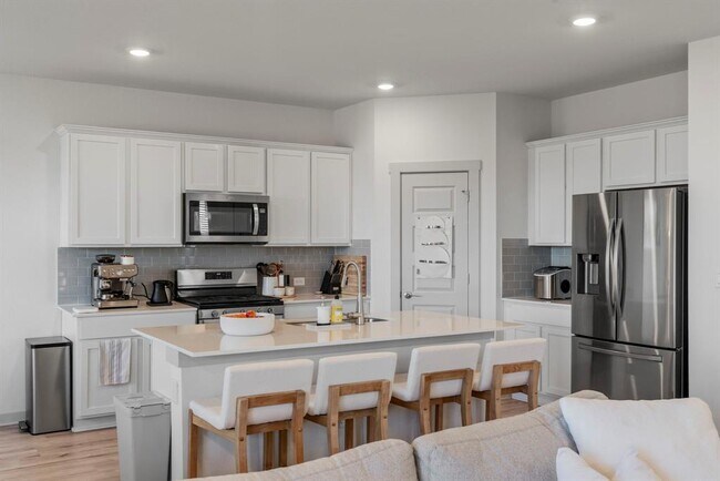 Building Photo - 217 Cupreata Ln