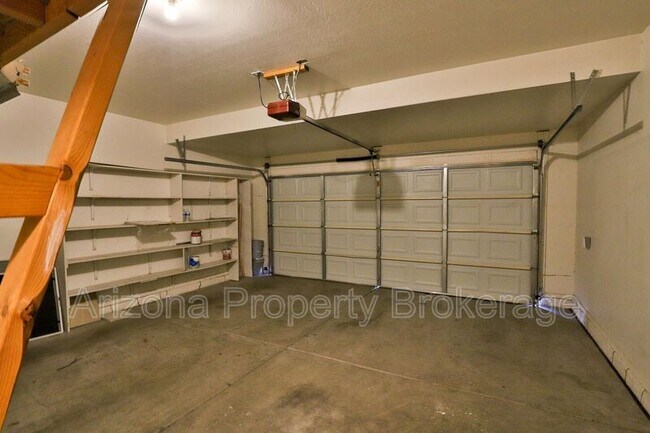 Building Photo - 17437 N 16th Pl