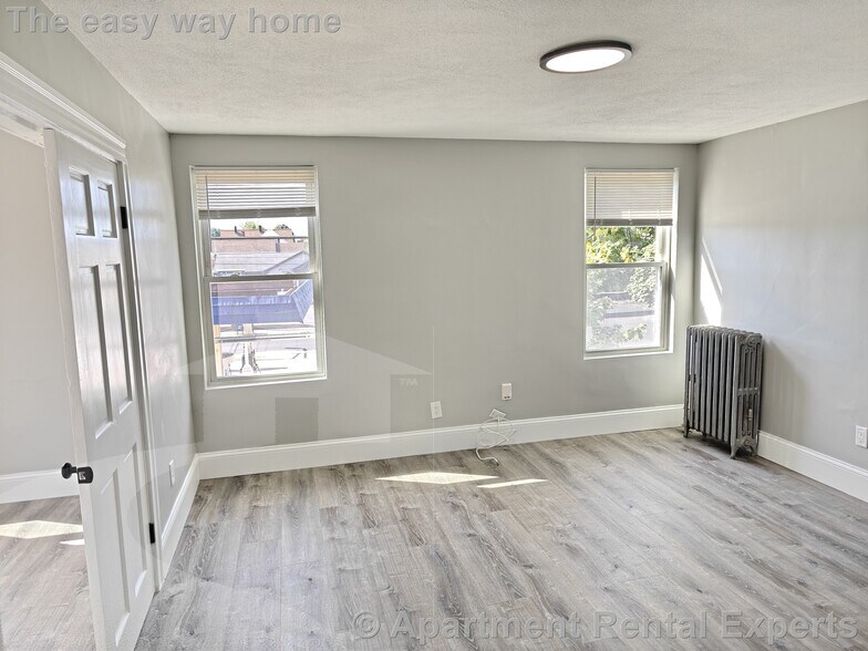Building Photo - 108 Highland Ave