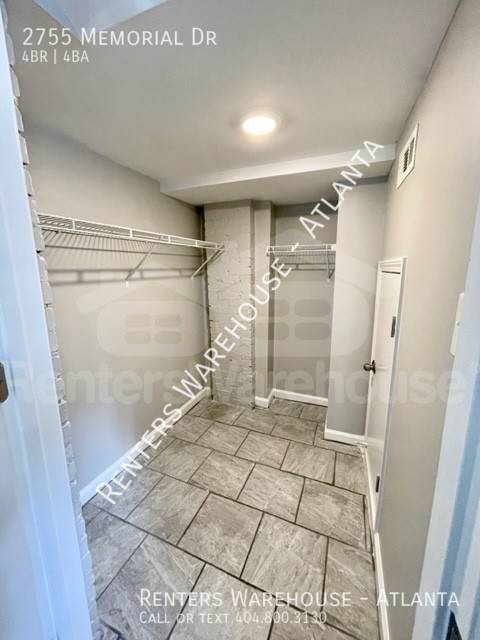 Building Photo - 2755 Memorial Dr SE