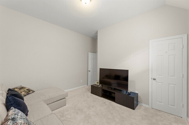 Building Photo - 11218 Puckett River Dr