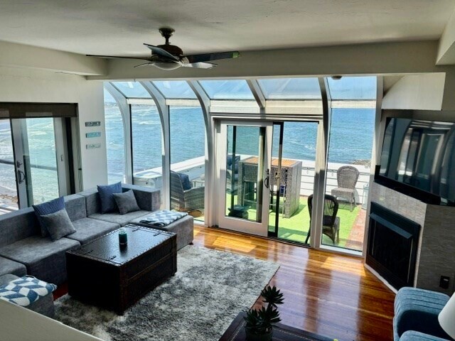 Building Photo - 35 Oceanside Dr
