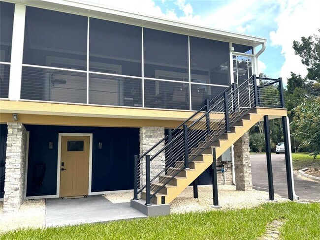 Building Photo - 419 N Apopka Ave