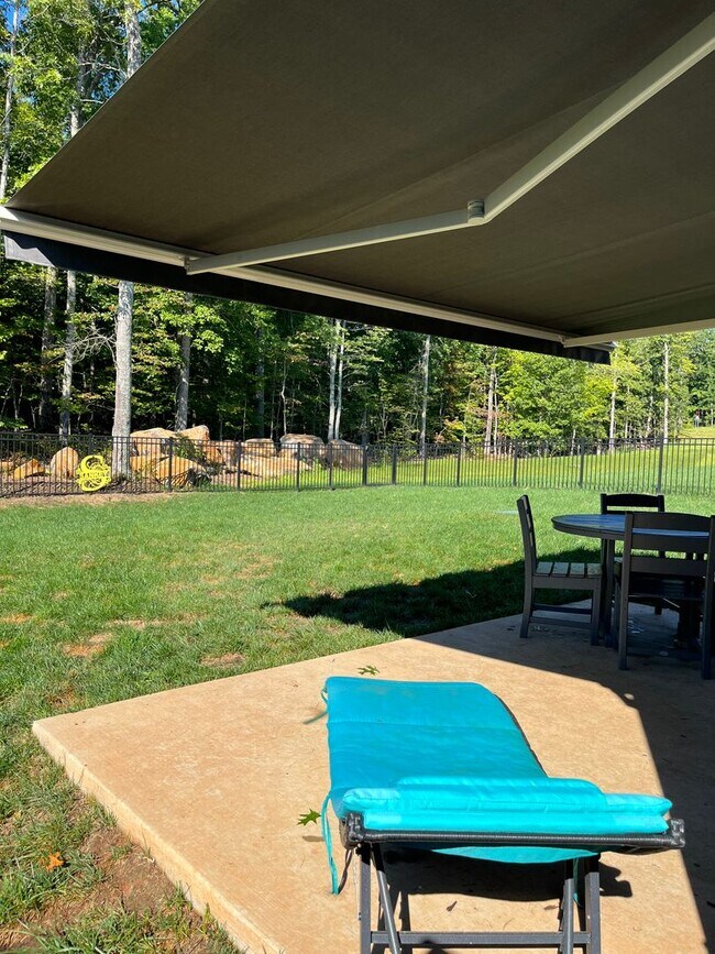 Building Photo - 3 bed 2 bath rental in Village Oaks Subdivision close proximity to Lake Monticello