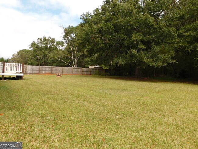 Building Photo - 1229 Fairview Dr