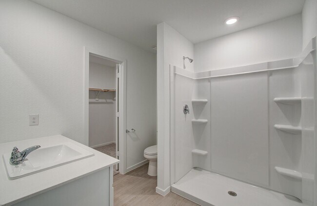 Building Photo - 18054 Le Gotte Ln
