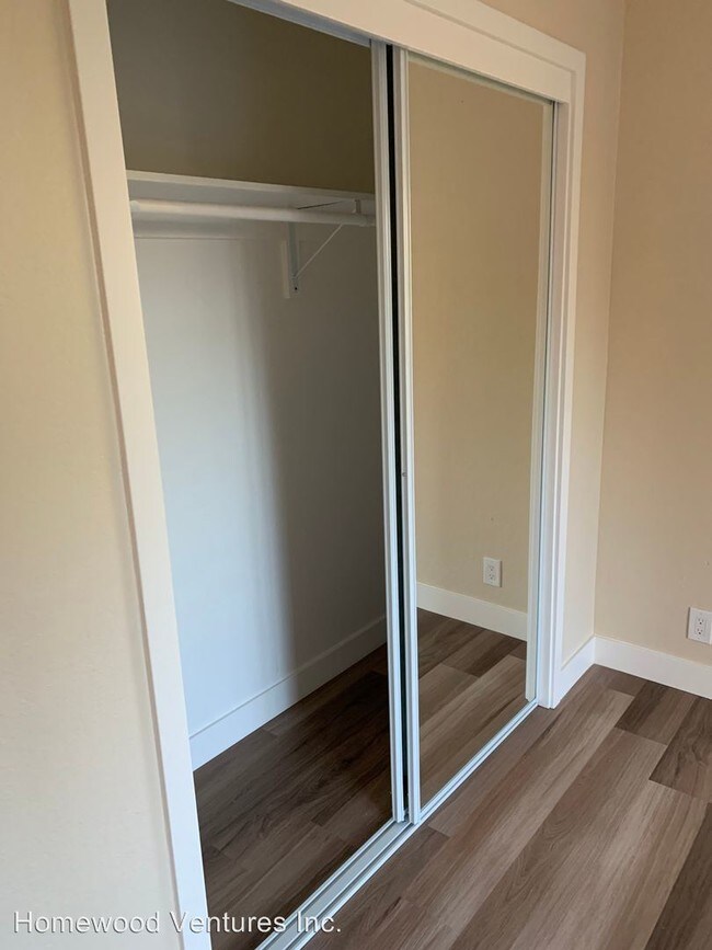 Building Photo - 3771 Miramar Way