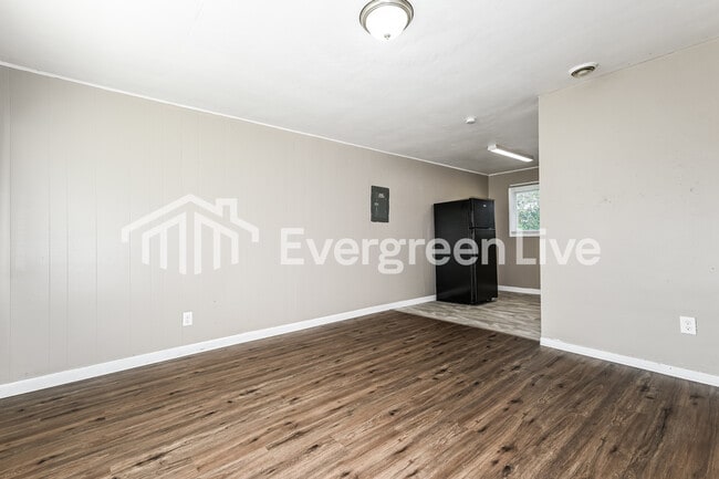 Building Photo - 419 Ferdinand Dr