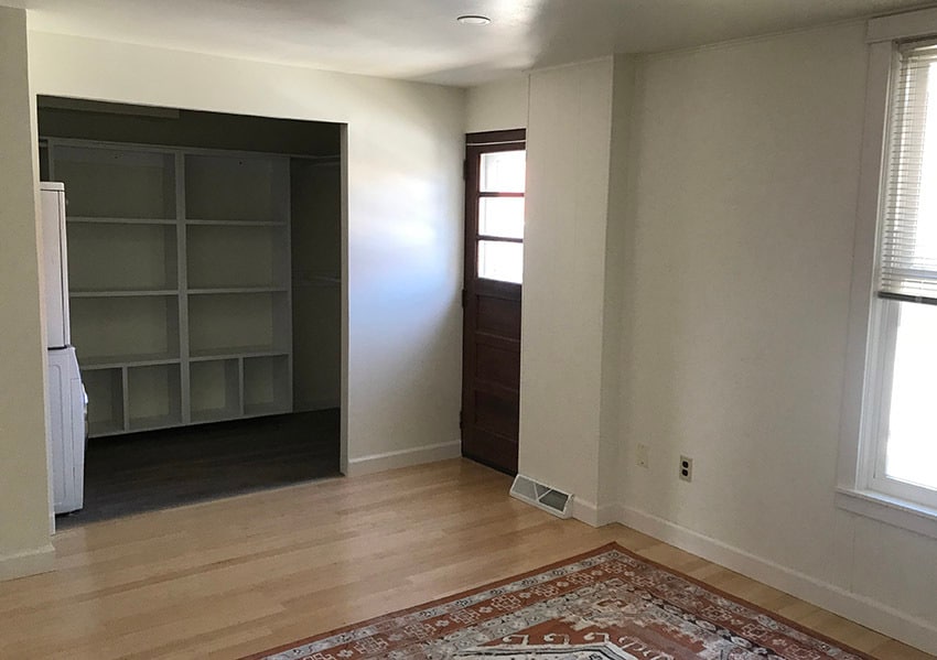 Building Photo - 209 S Broom St