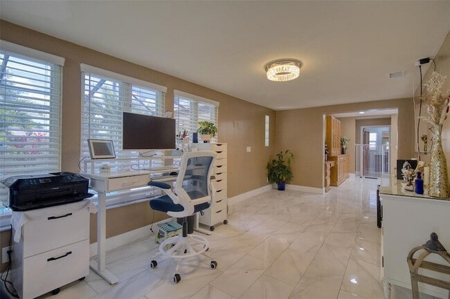 Building Photo - 2315 Minneola Rd